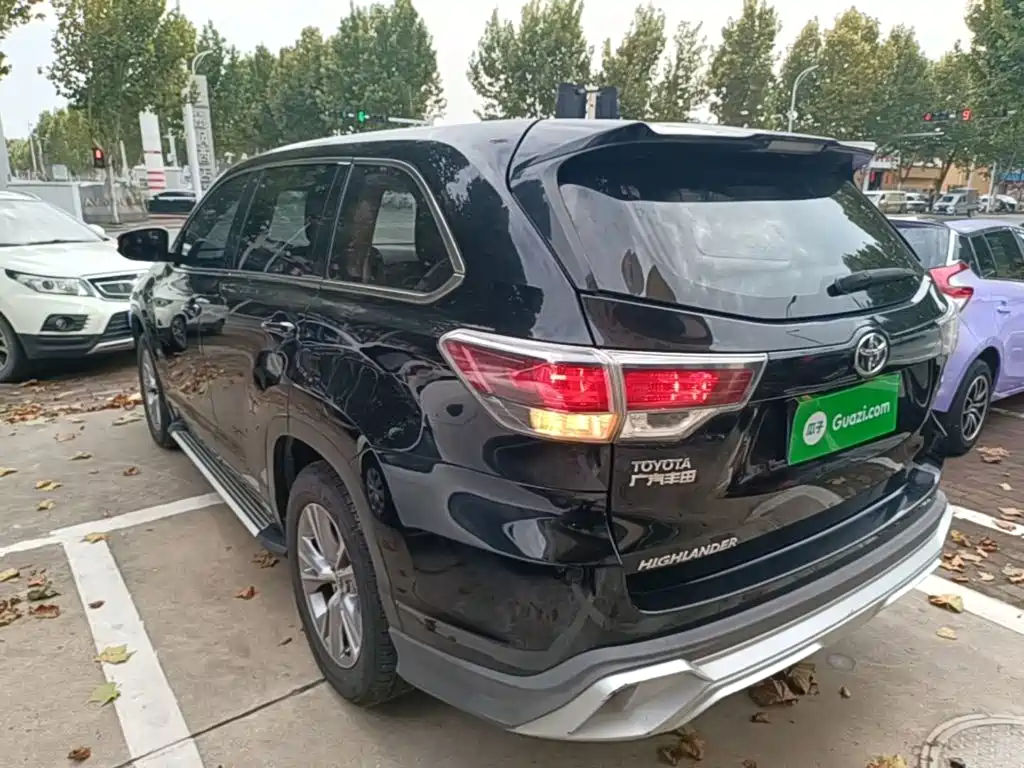 Toyota Highlander — миниатюра 5