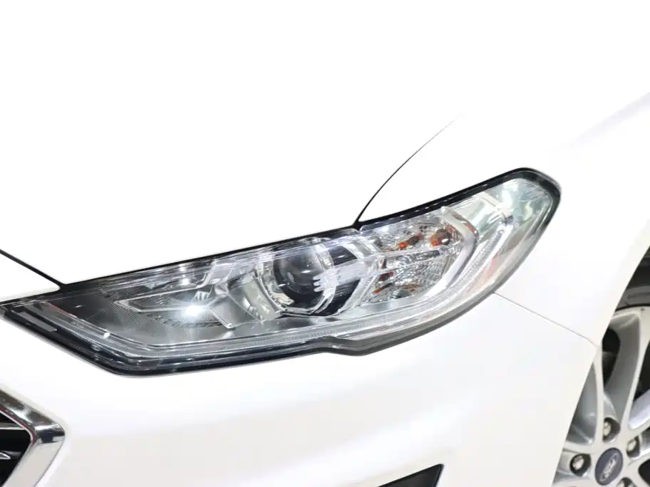 Ford Mondeo — миниатюра 18