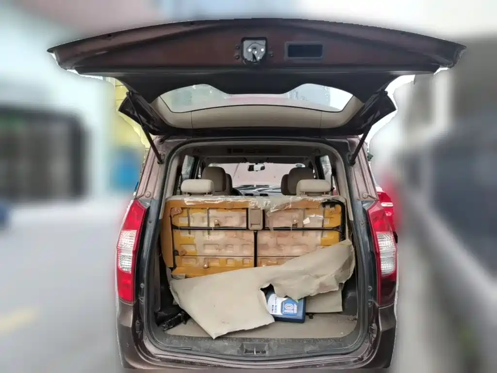 Wuling Hongguang — миниатюра 24