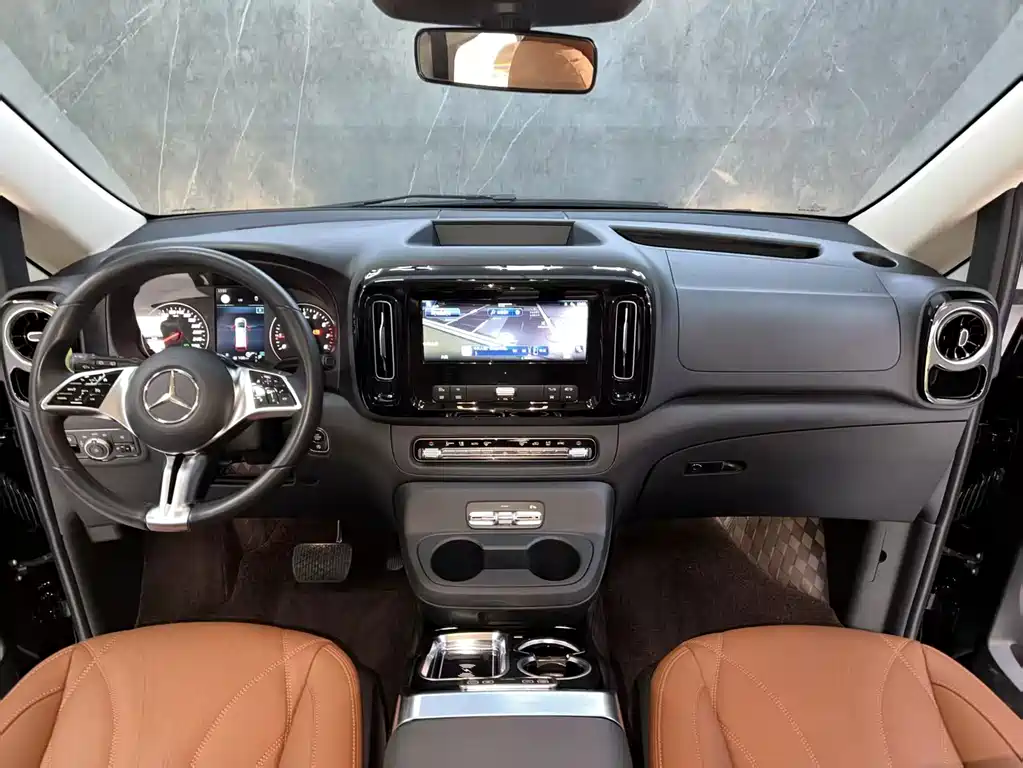 Mercedes-Benz Vito — миниатюра 13