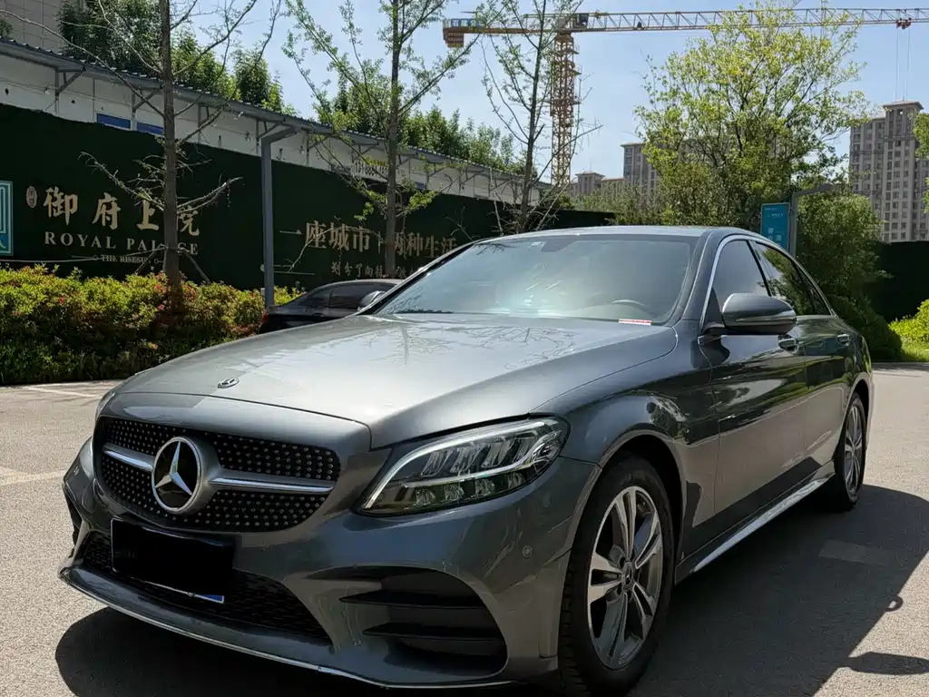Mercedes-Benz C-Class 2019