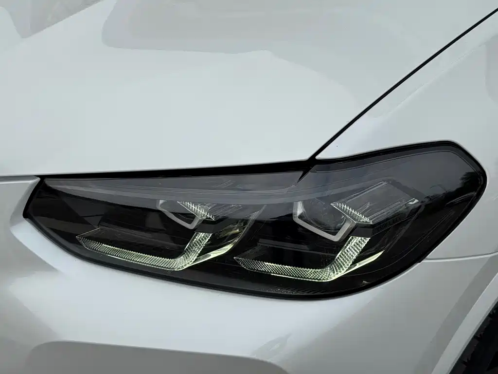 BMW X3 — миниатюра 24