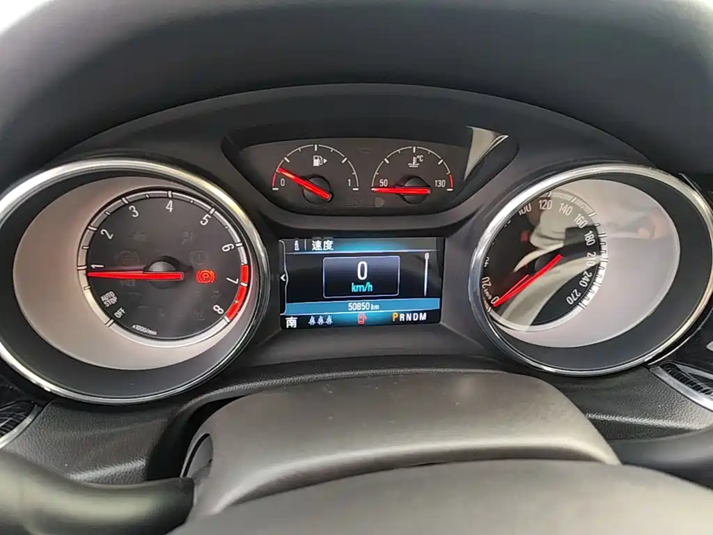 Buick Regal — миниатюра 12