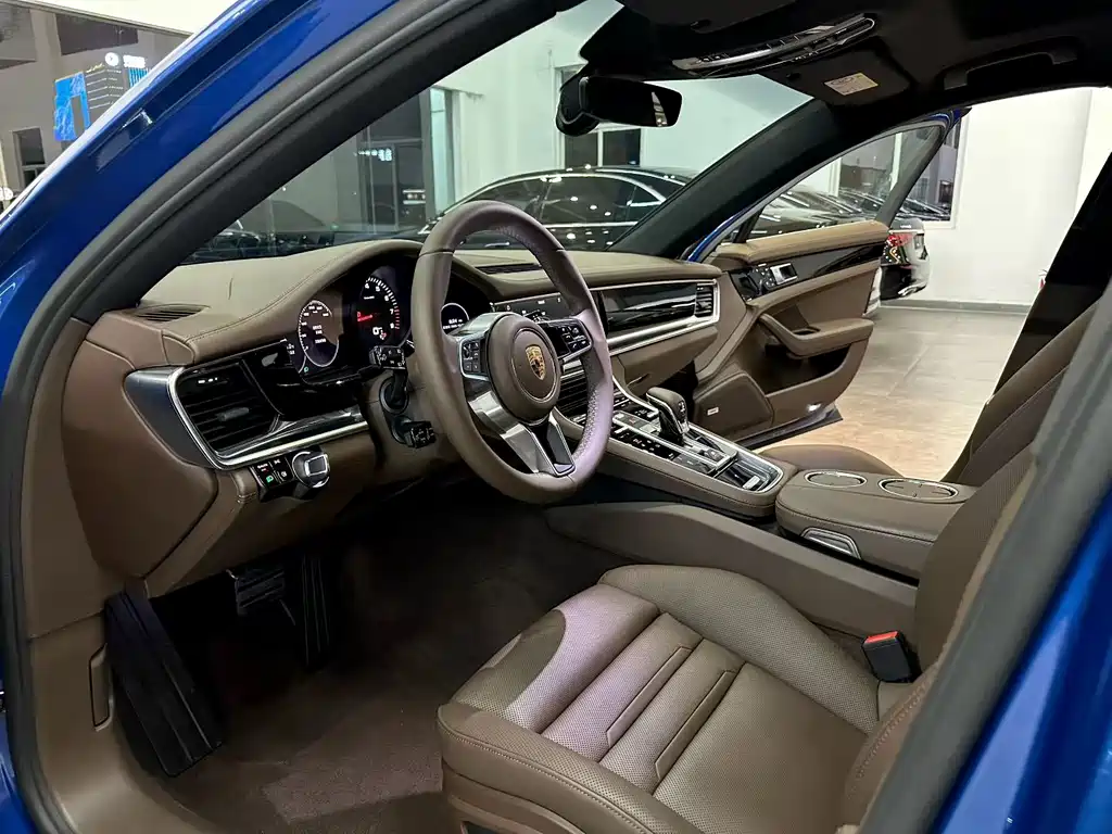 Porsche Panamera — миниатюра 7