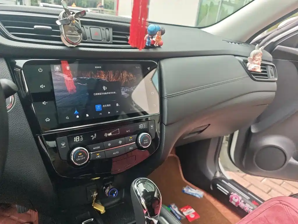 Nissan X-Trail — миниатюра 14