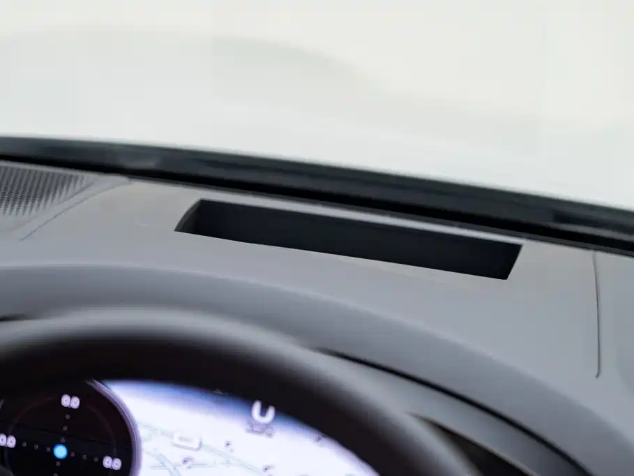 Porsche Cayenne — миниатюра 20