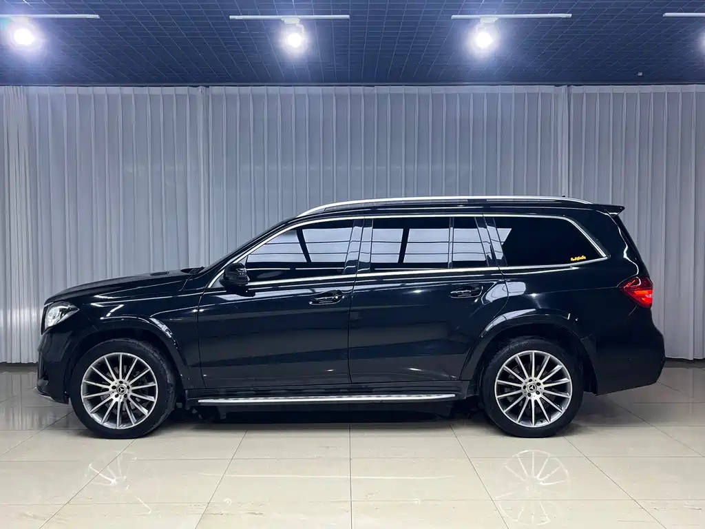 Mercedes-Benz GL-Class — миниатюра 11
