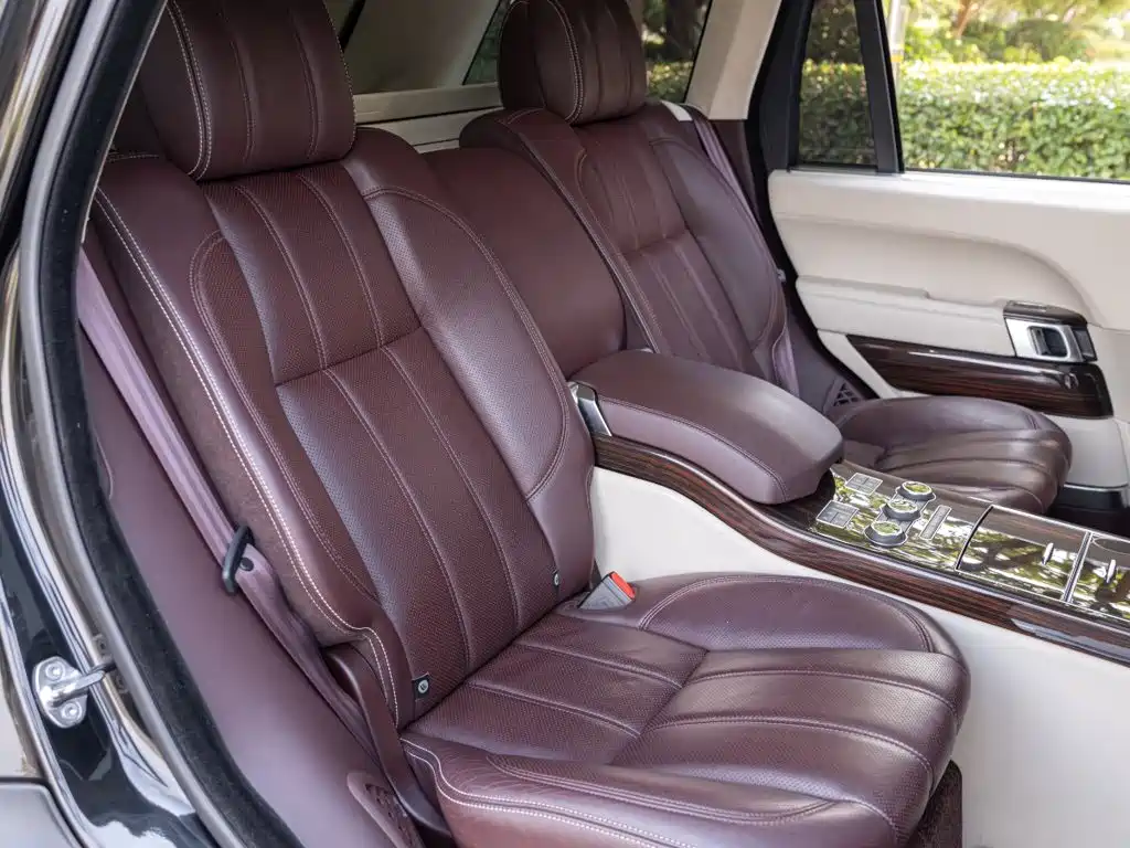 Land Rover Range Rover — миниатюра 21