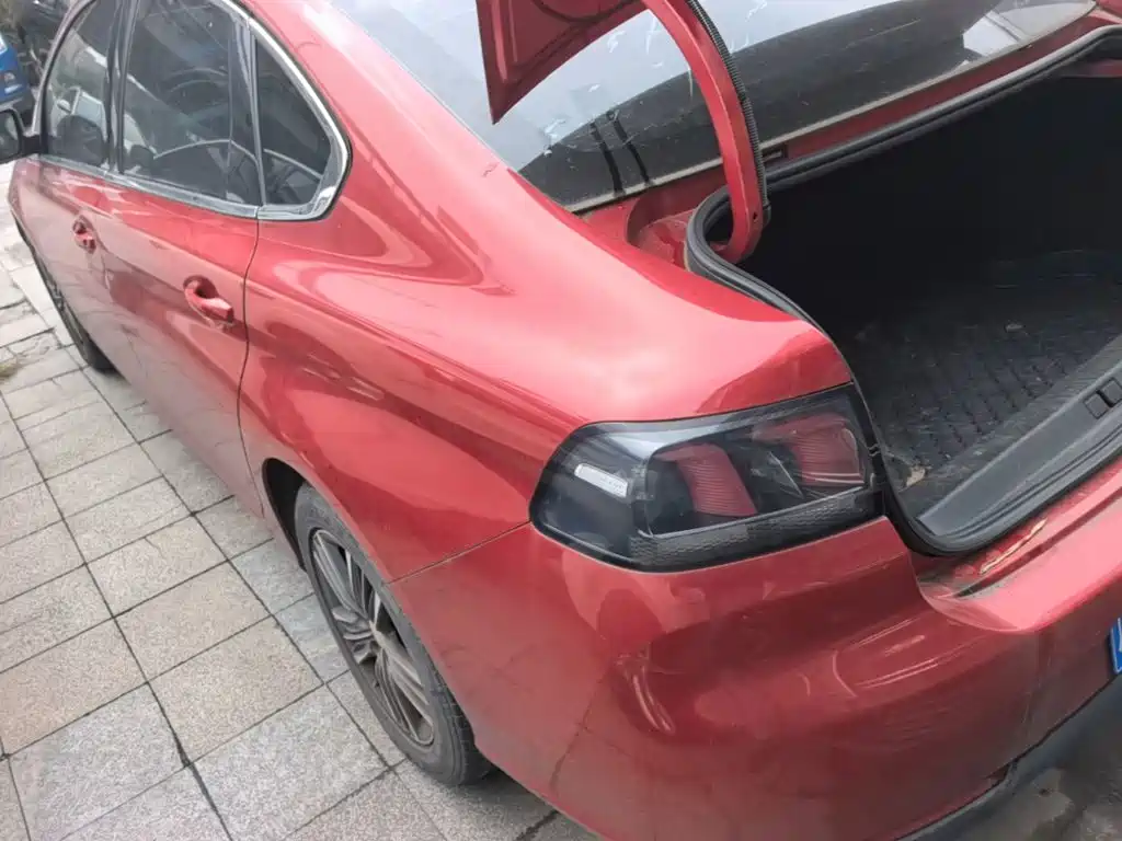 Peugeot 308 — миниатюра 5
