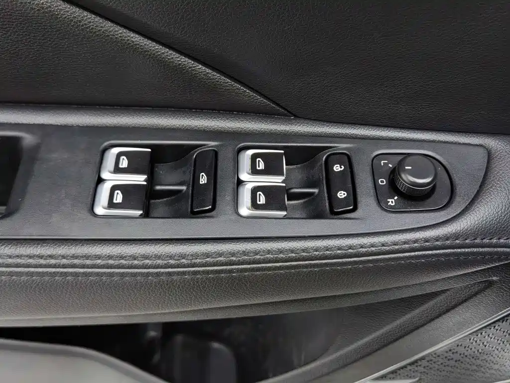 Geely Vision — миниатюра 9
