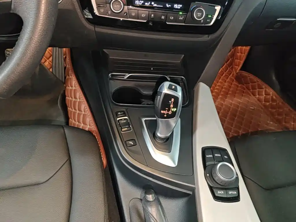 BMW 3 Series GT — миниатюра 14