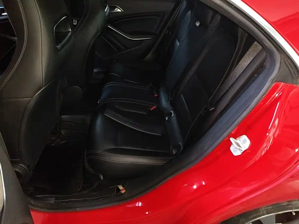 Mercedes-Benz CLA (Import) — миниатюра 22