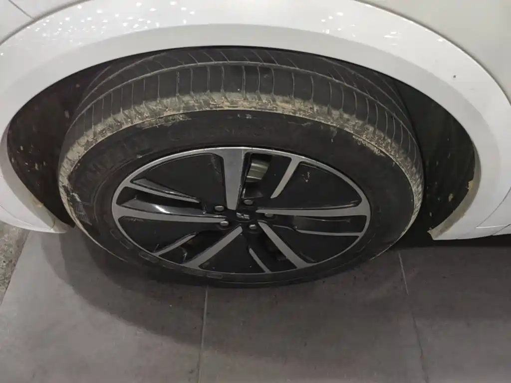 Li Auto Li L7 — миниатюра 23