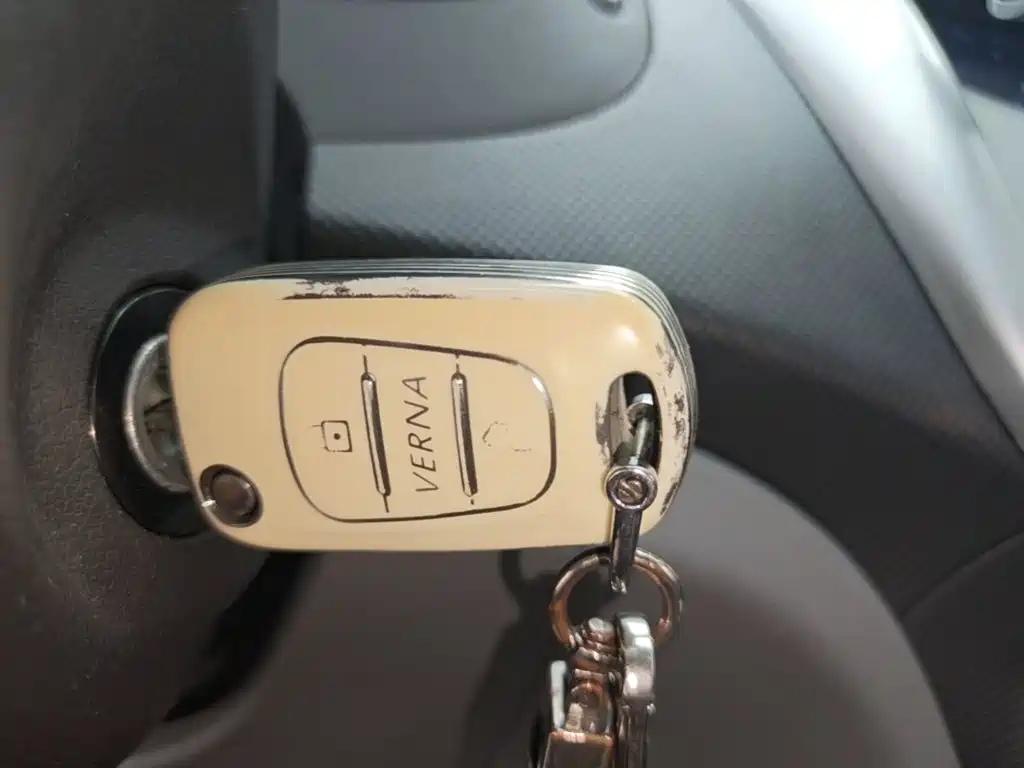 Hyundai Verna — миниатюра 9