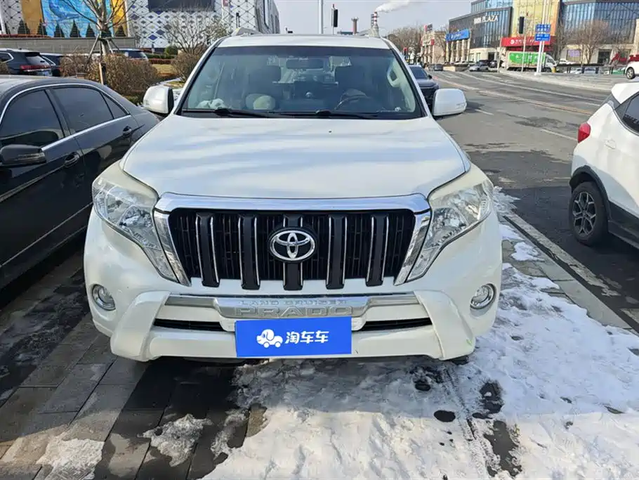TOYOTA PRADO