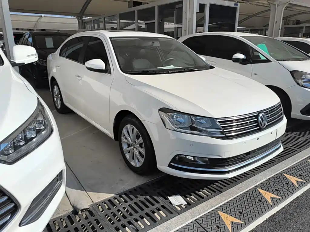 Volkswagen Lavida — миниатюра 4