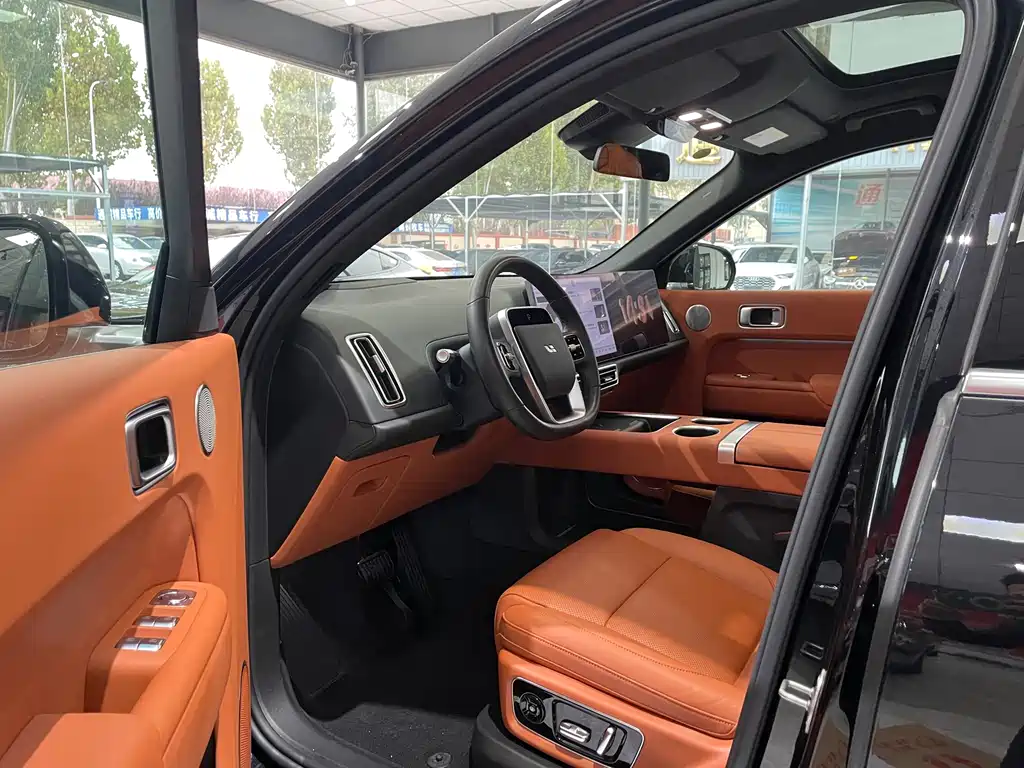 Li Auto Li L8 — миниатюра 4