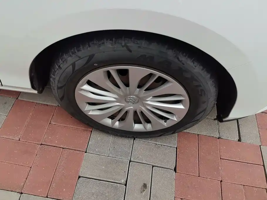 Buick Excelle — миниатюра 6