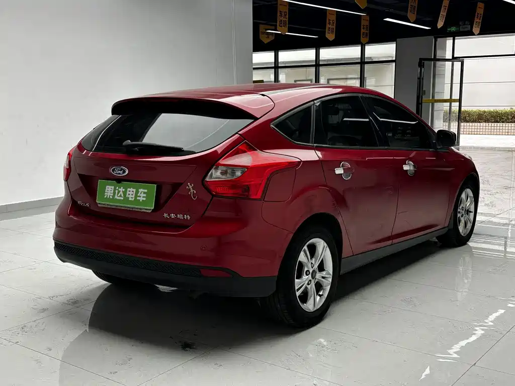 Ford Focus — миниатюра 4