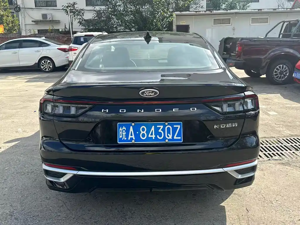 Ford Mondeo — миниатюра 4