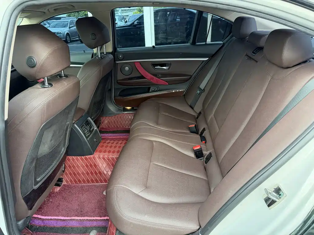 BMW 3 Series — миниатюра 10