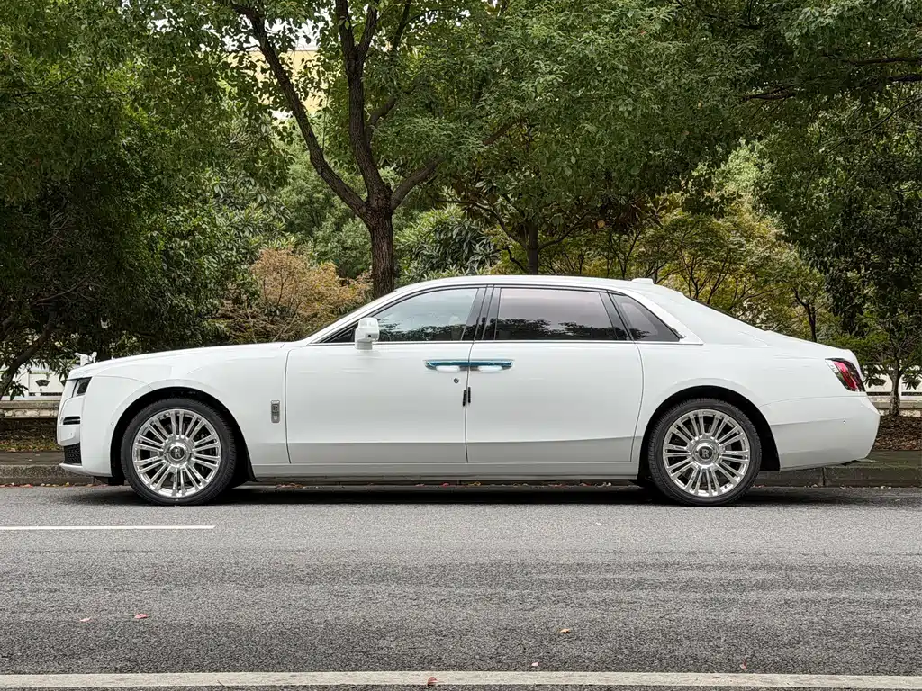 Rolls-Royce Ghost — миниатюра 5
