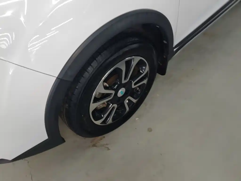 Geely Vision X3 — миниатюра 23