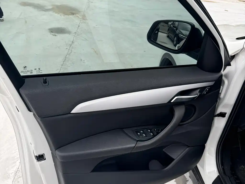 BMW X1 — миниатюра 5