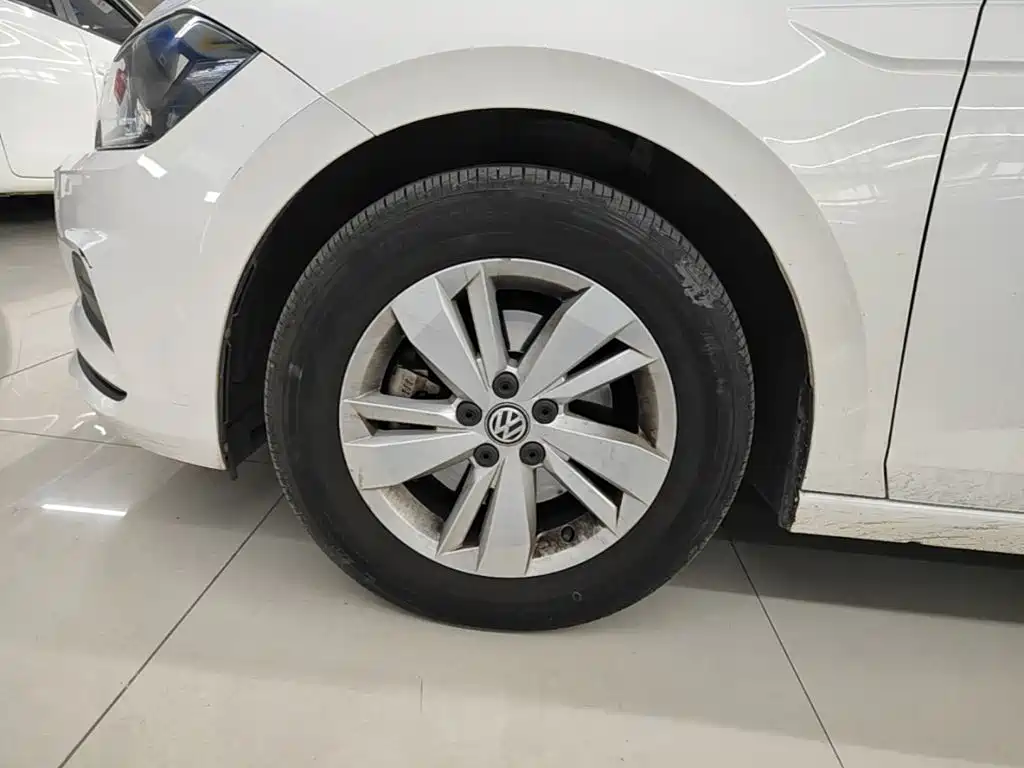 Volkswagen Polo — миниатюра 23