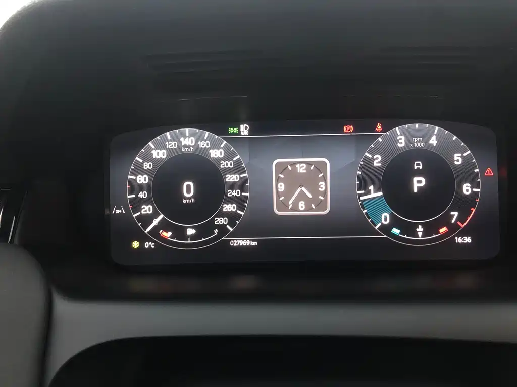 LAND ROVER DISCOVER SPORTS