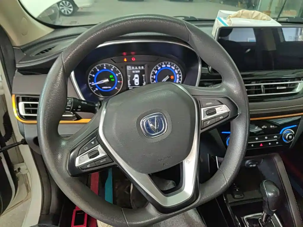 Changan Eado DT — миниатюра 11