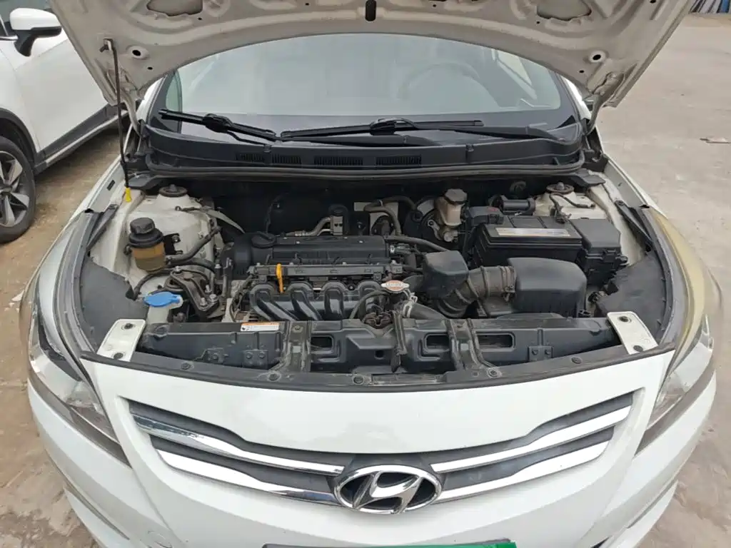 Hyundai Verna — миниатюра 20