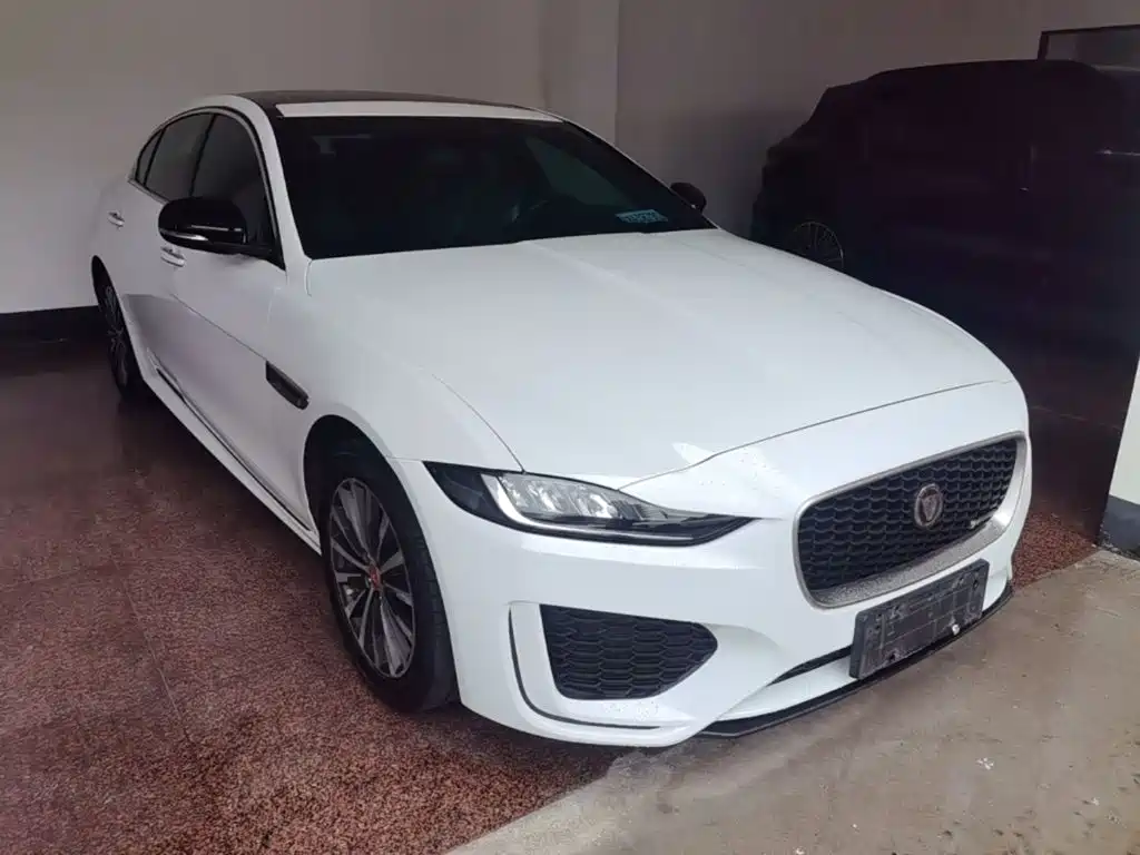 Jaguar XEL — миниатюра 4