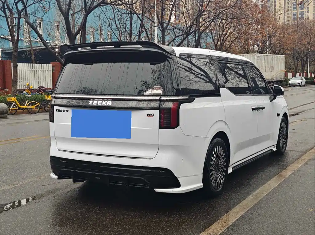 ZEEKR EXTREME KRYPTON 009