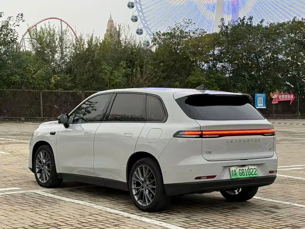 Leapmotor Leapmotor C10 — миниатюра 4