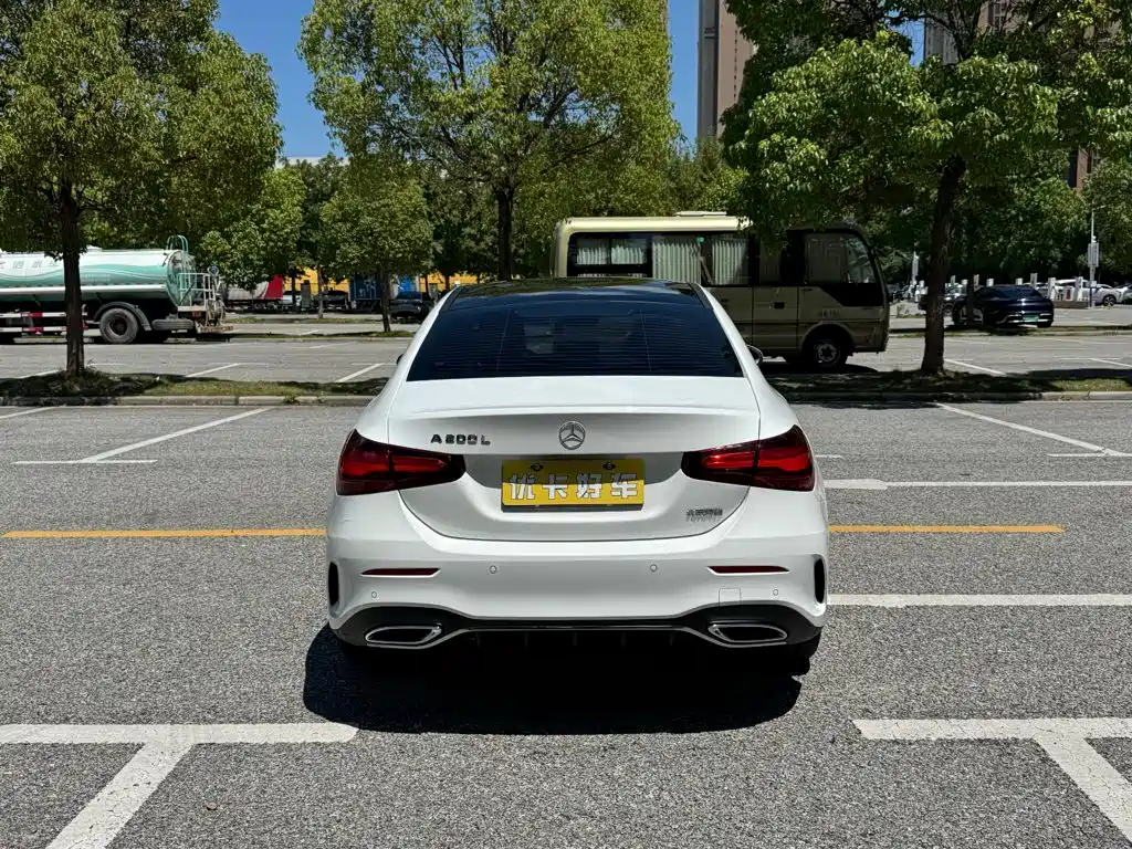 Mercedes-Benz A-Class — миниатюра 6