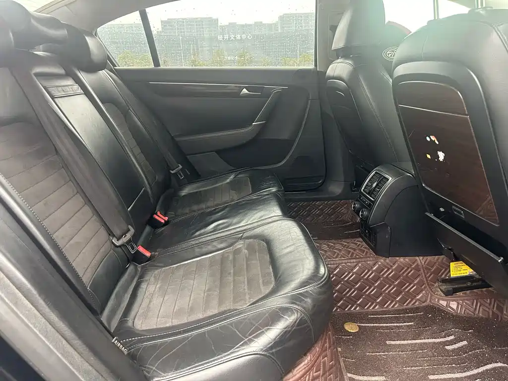 Volkswagen Magotan — миниатюра 6
