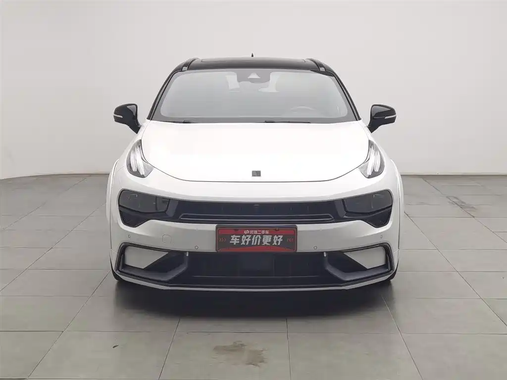Lynk & Co 02 Hatchback 2022 2.0TD Pro