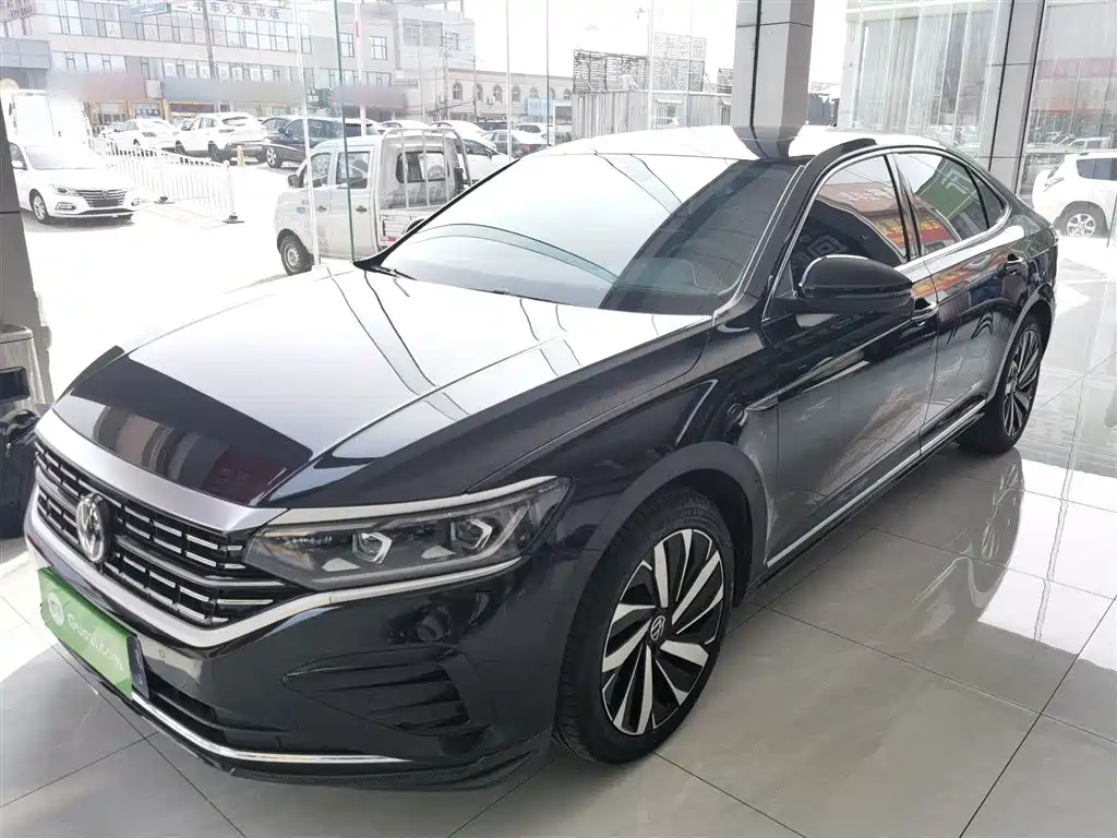Volkswagen Passat 2024
