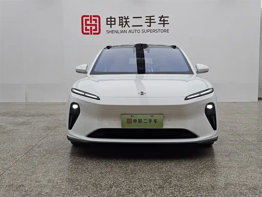 NIO NIO ET5T