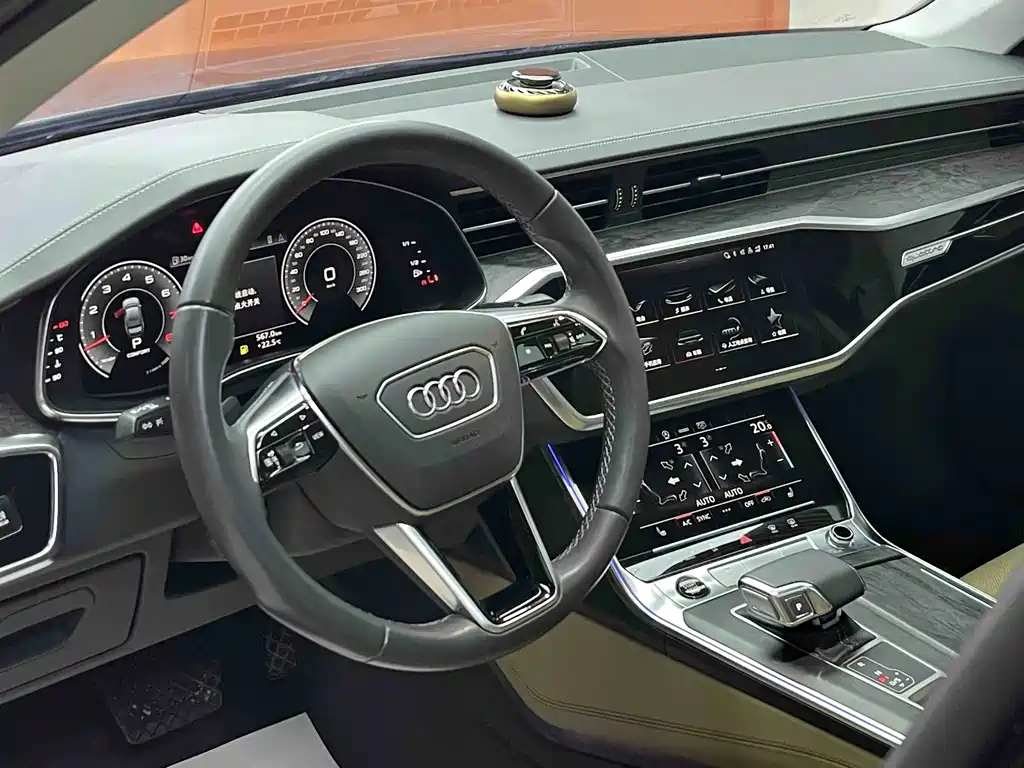 Audi A6L — миниатюра 12