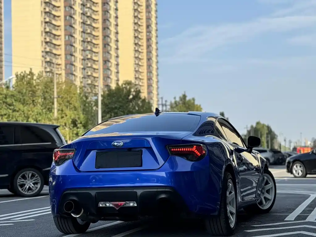 Subaru BRZ — фотографии объявления, Фото 18