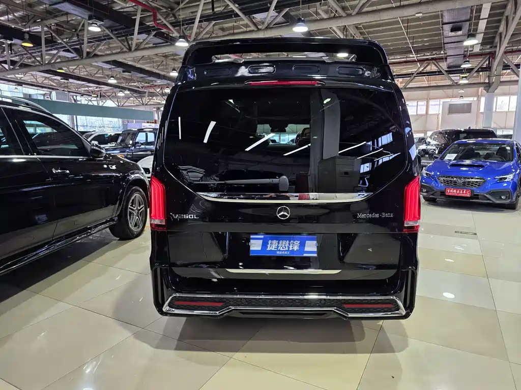 Mercedes-Benz V-Class V 2022 V 260 L Luxury