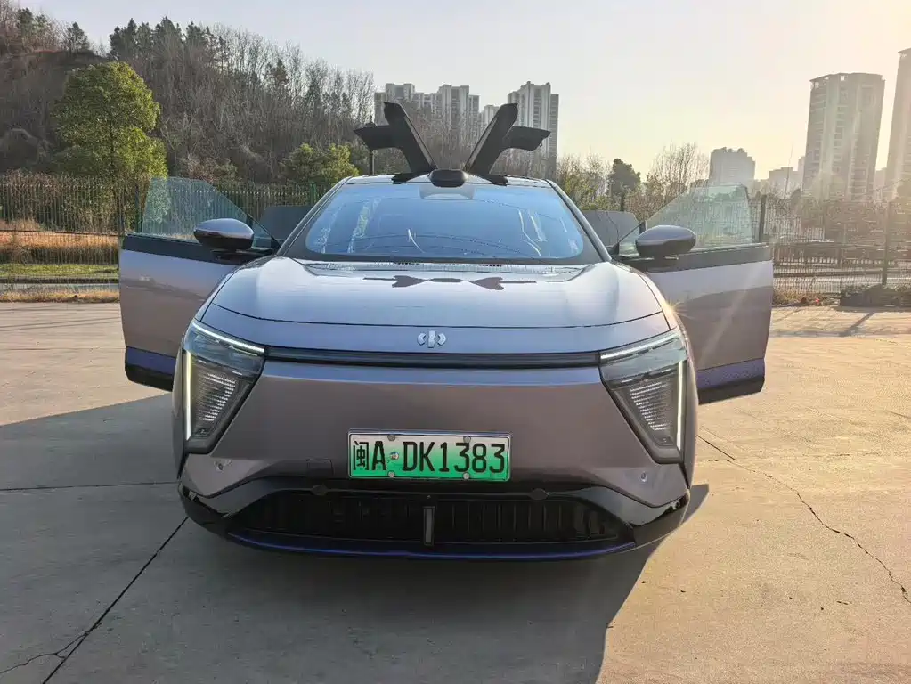 HiPhi GAO HE HIPHI Y