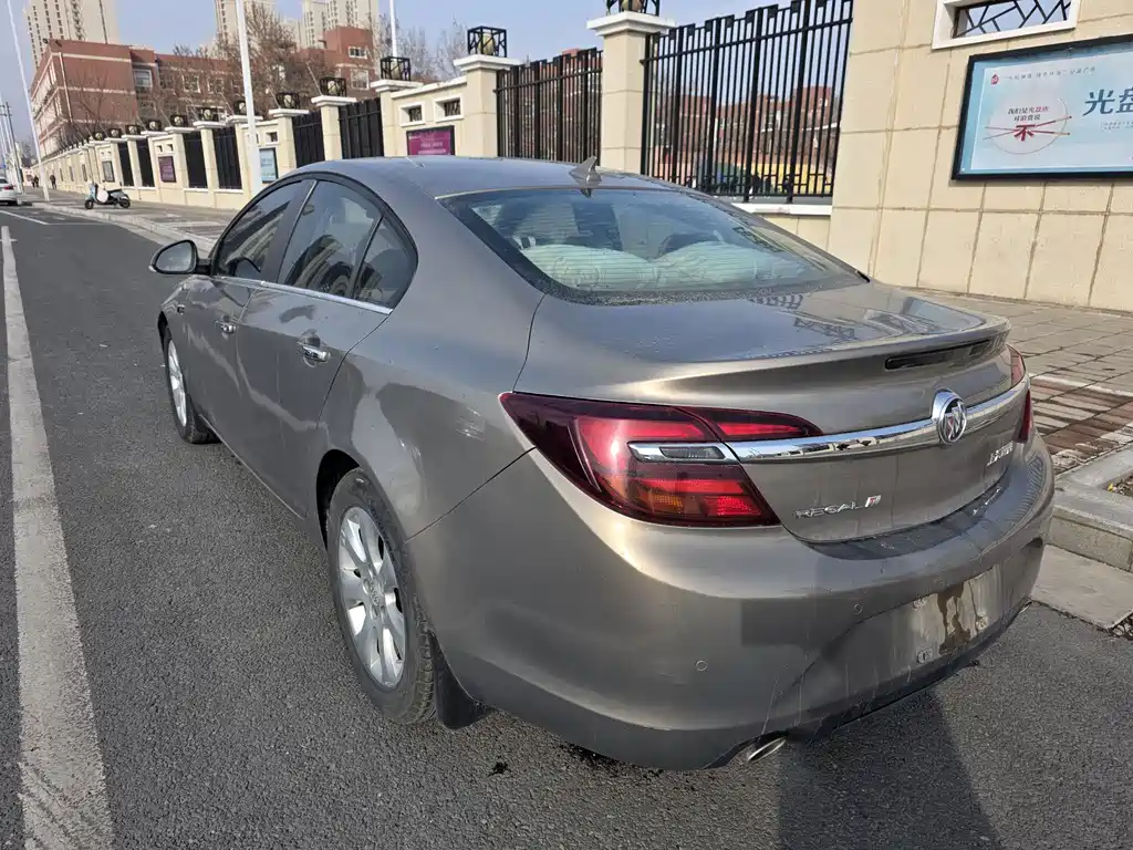 BUICK REGAL