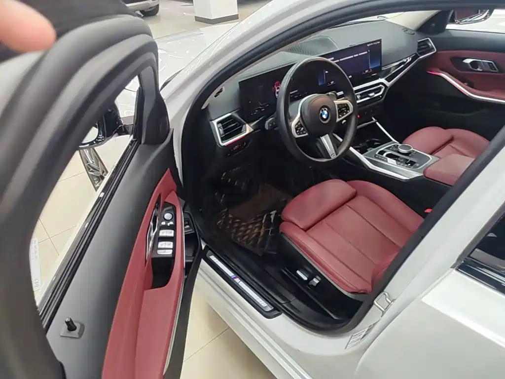 BMW 3 Series — миниатюра 16