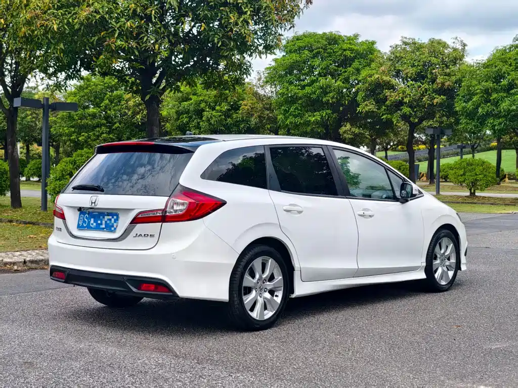 Honda Jade — миниатюра 8