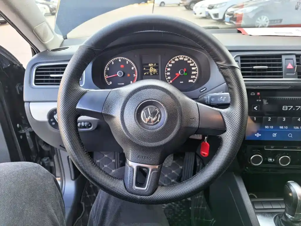 Volkswagen Sagitar — миниатюра 11