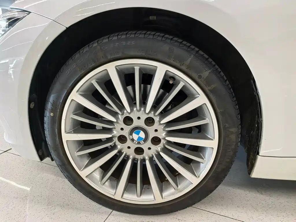 BMW 3 Series — миниатюра 15