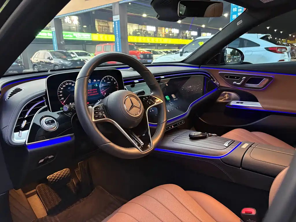 Mercedes-Benz E-Class — миниатюра 4